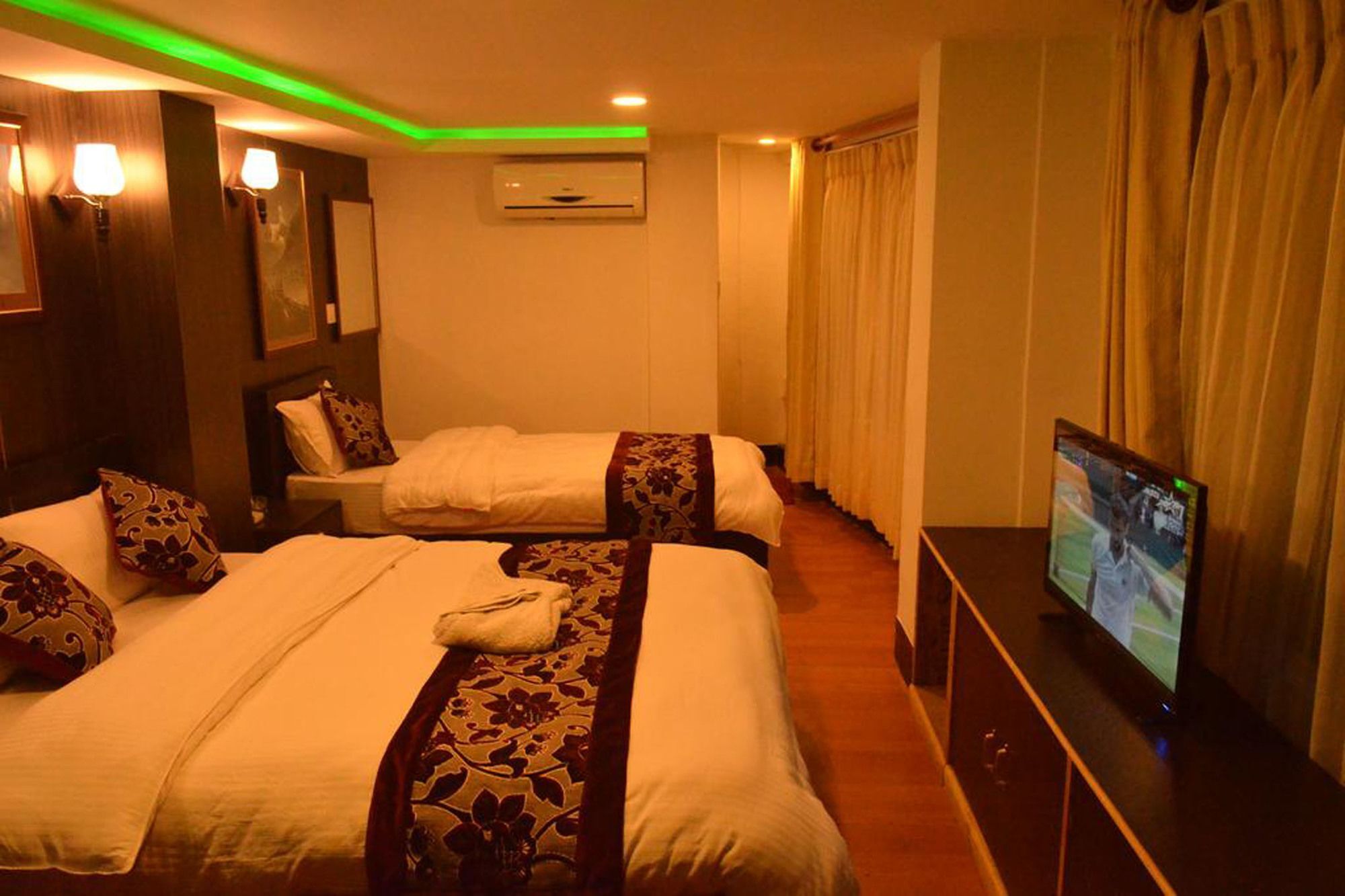 Hotel Holiday Inn 카트만두 외부 사진